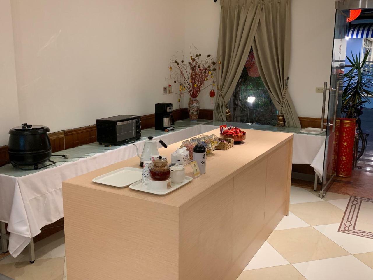 Taihu Hotel Sun Moon Lake Yuchi Exterior foto